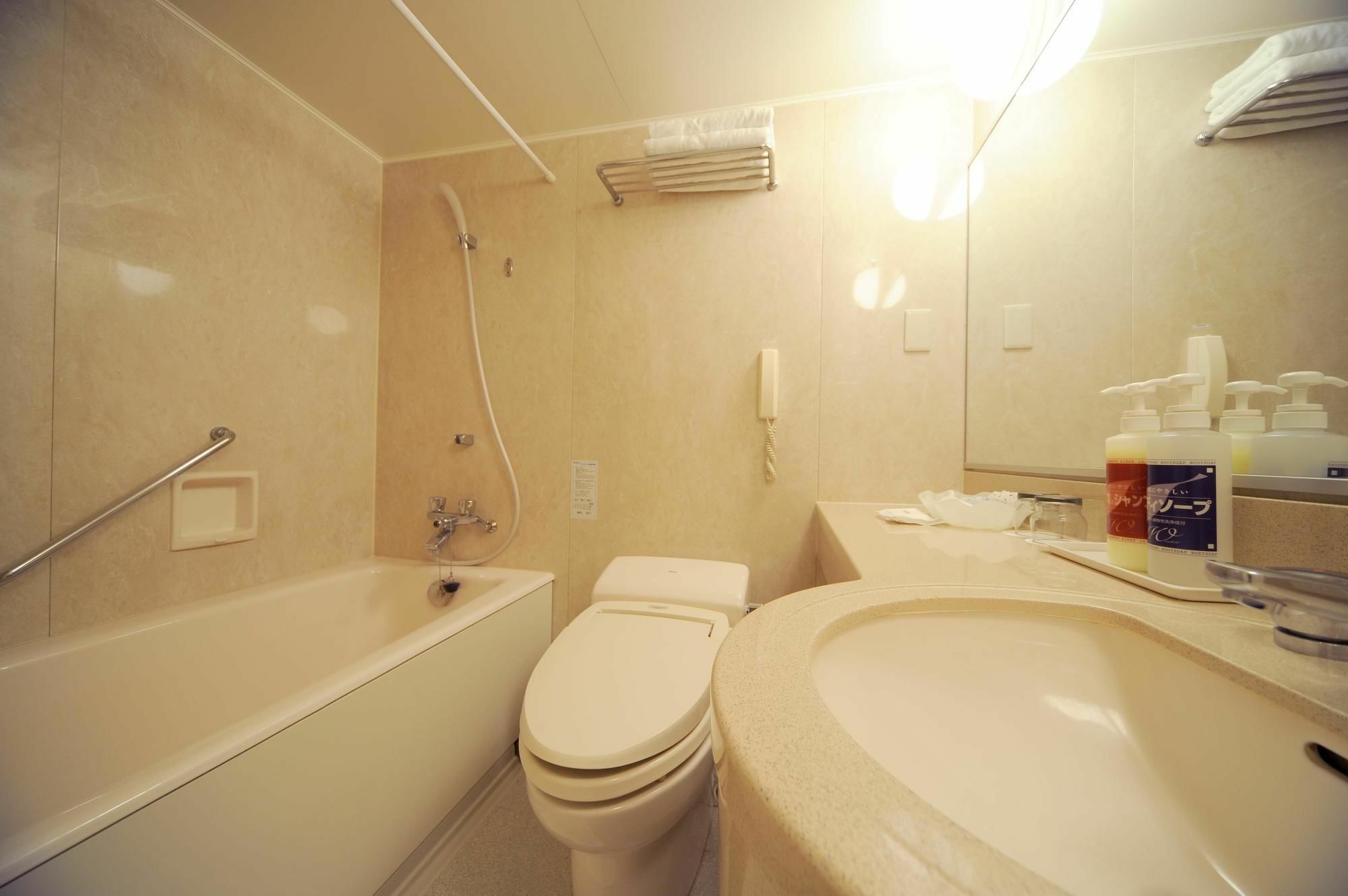 Bright Park Hotel Kōchi Zewnętrze zdjęcie